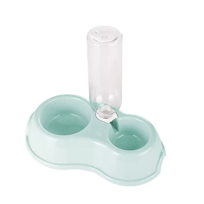 Wasserspender mit Futternapf